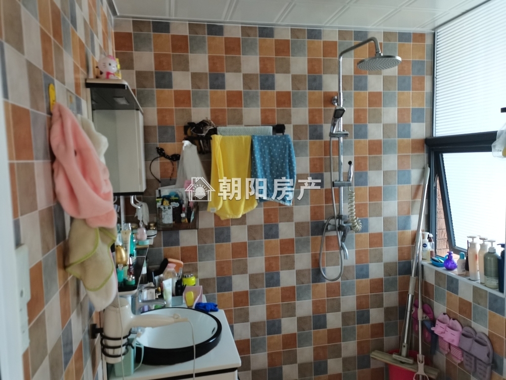 晟地绿园 74平 南向三室两厅 精装 采光好 配套齐全