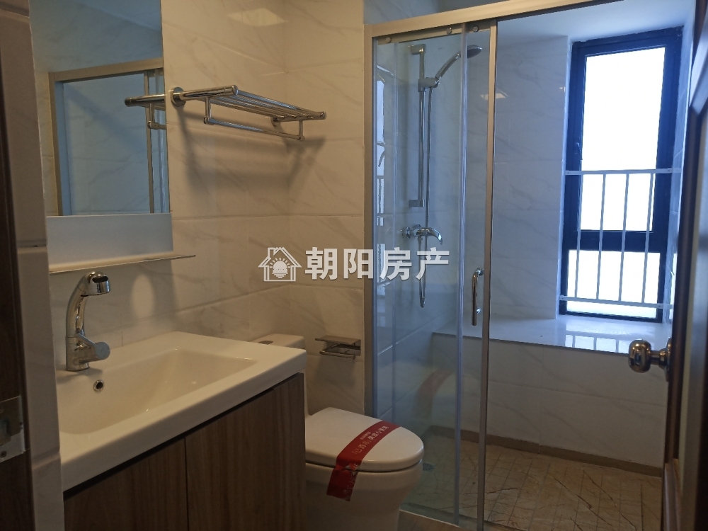 山南碧桂园 124平 朝南精装三室 5626元/平 配套齐全
