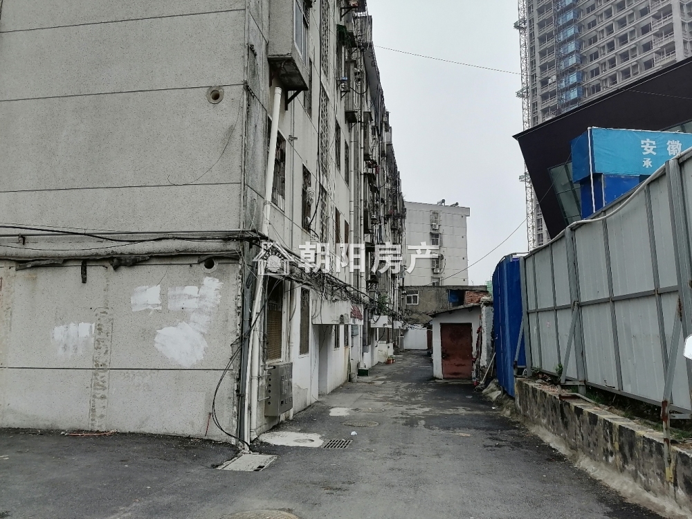 吉安小区 70平 南向两室一厅 满两年 采光好 交通便利