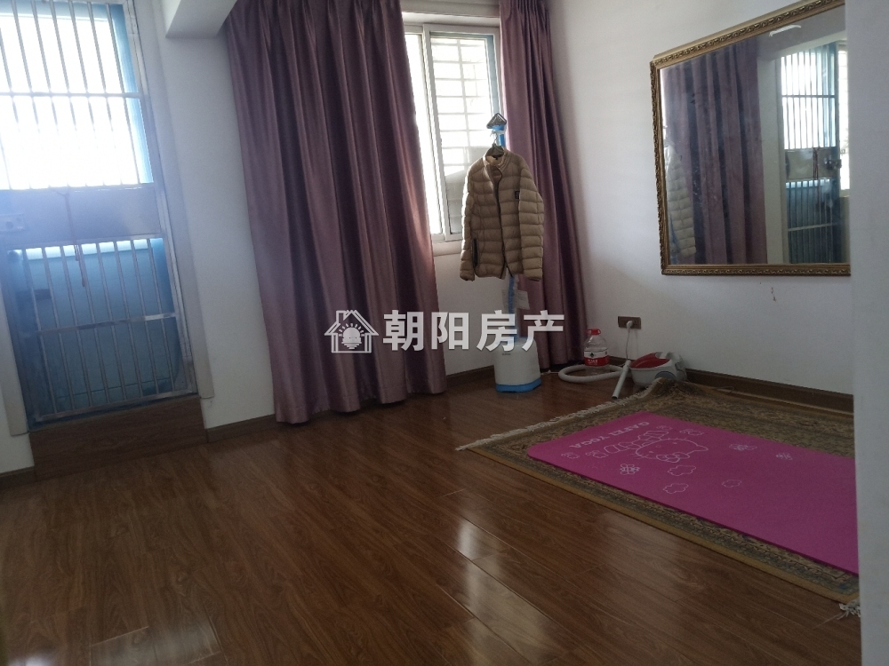 信谊四季城 85平 三室两厅双阳台 满两年 精装采光好