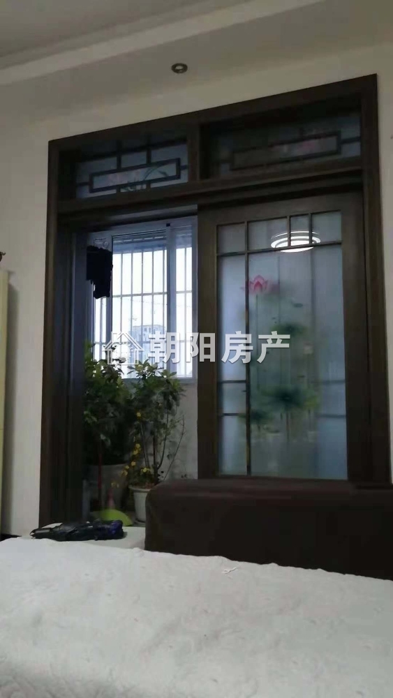 菊苑小区 90平 南向两室一厅 精装 学区房 交通便利