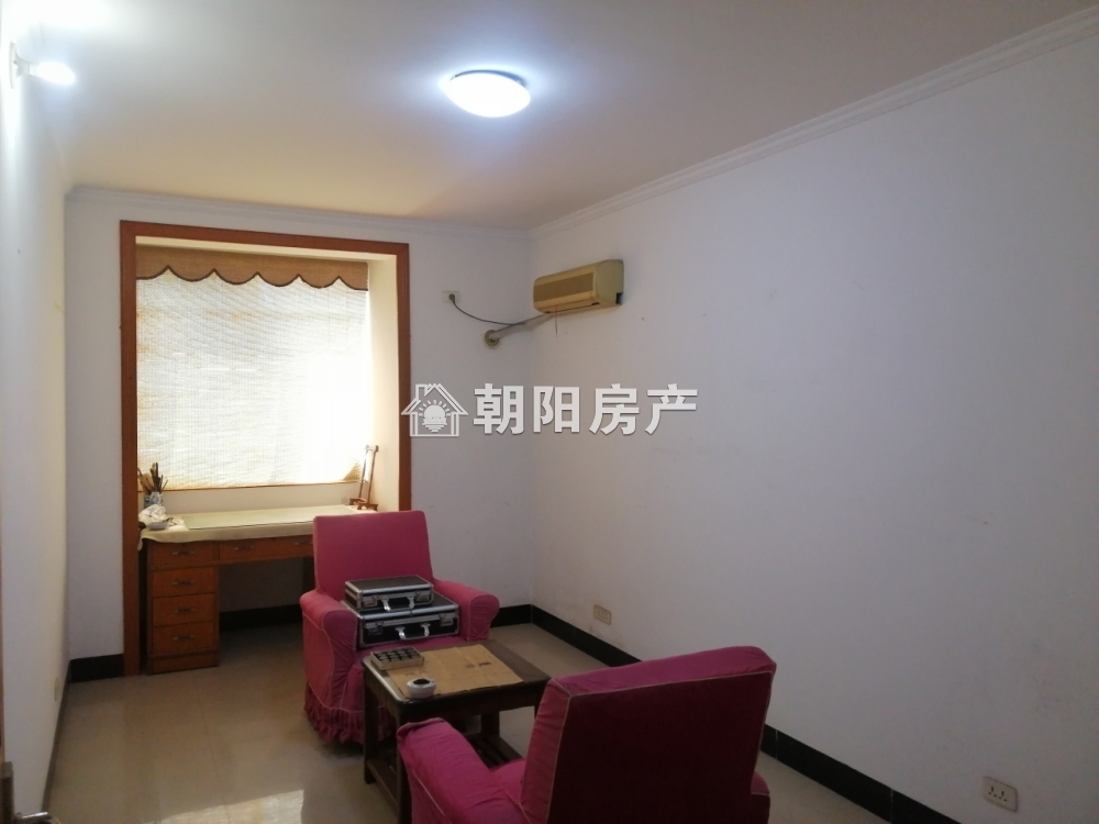 文明北村 136平 三室二厅 单价4986元 免税宜居