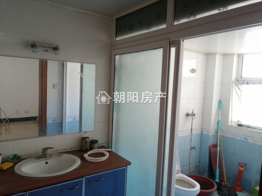 文明北村 136平 三室二厅 单价4986元 免税宜居