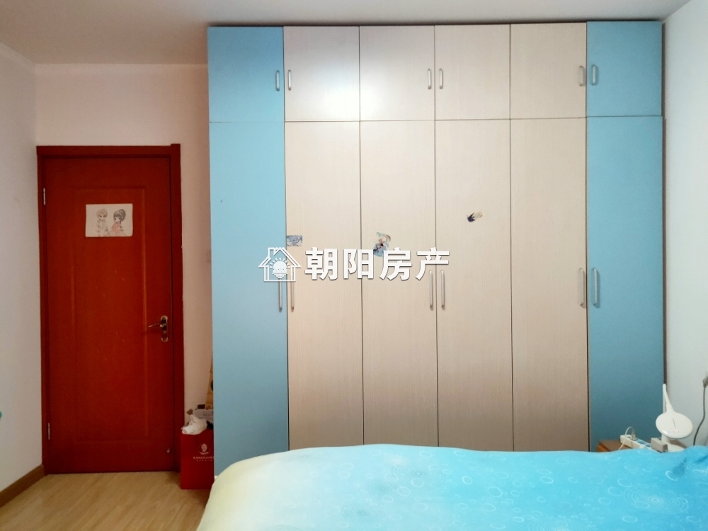 南山村C1区 148平 南向四室精装 满两年 学区房