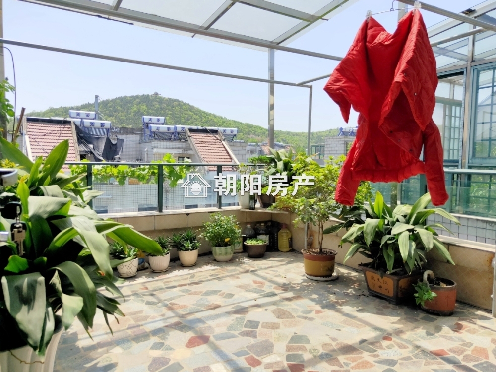 南山村C1区 148平 南向四室精装 满两年 学区房