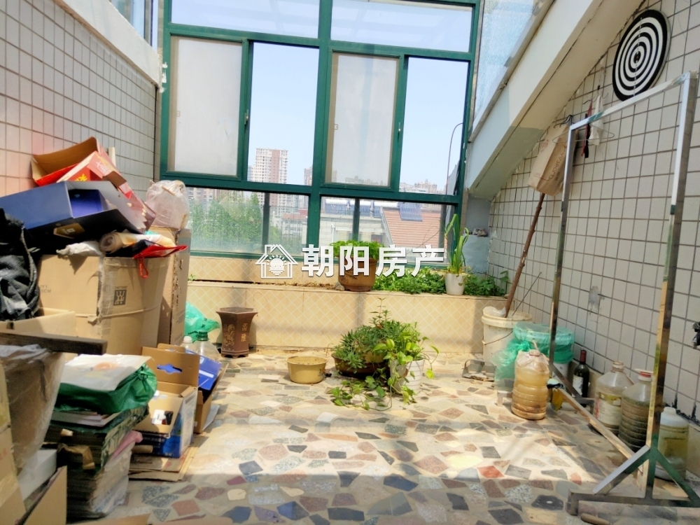 南山村C1区 148平 南向四室精装 满两年 学区房