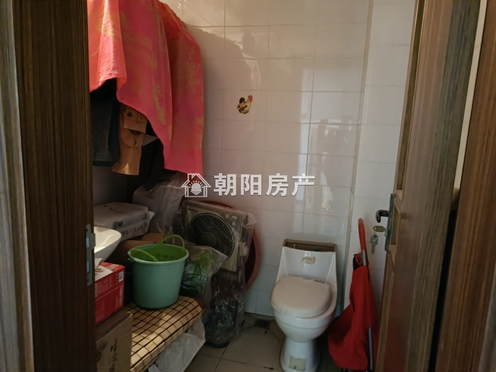 申欣苑3室2厅精装出售