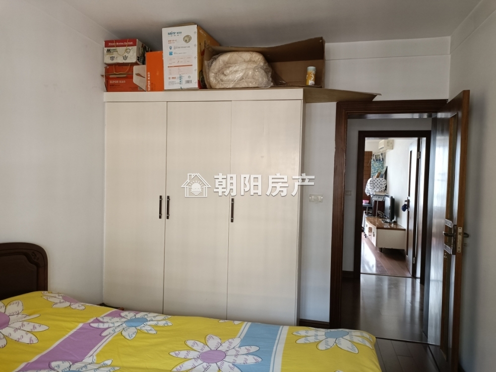 申欣苑3室2厅精装出售