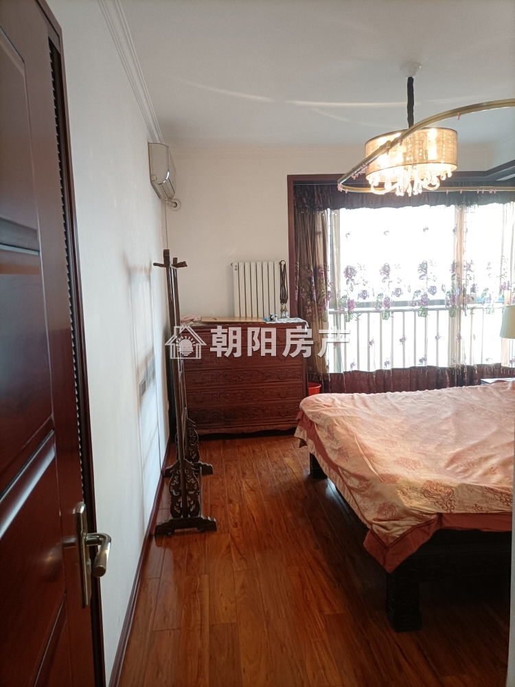 力达明和绿洲 166平 南北通透三室两厅 满两年 精装采光好