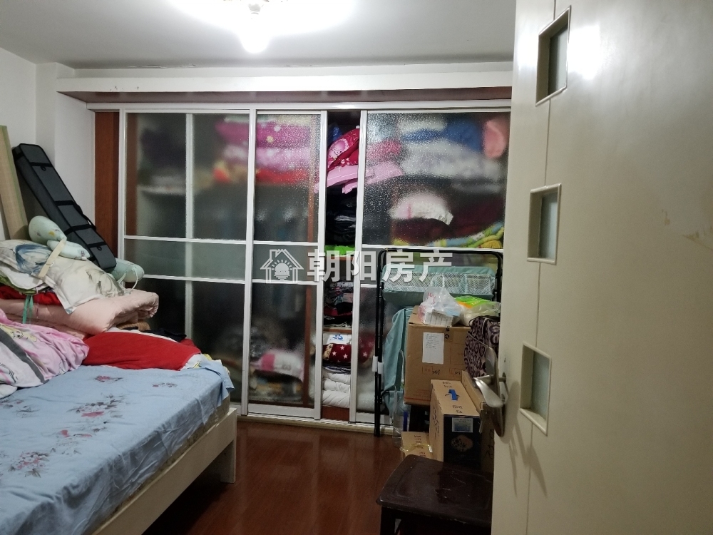 金色大地 45平 东向两室一厅 满两年 精装随时看房