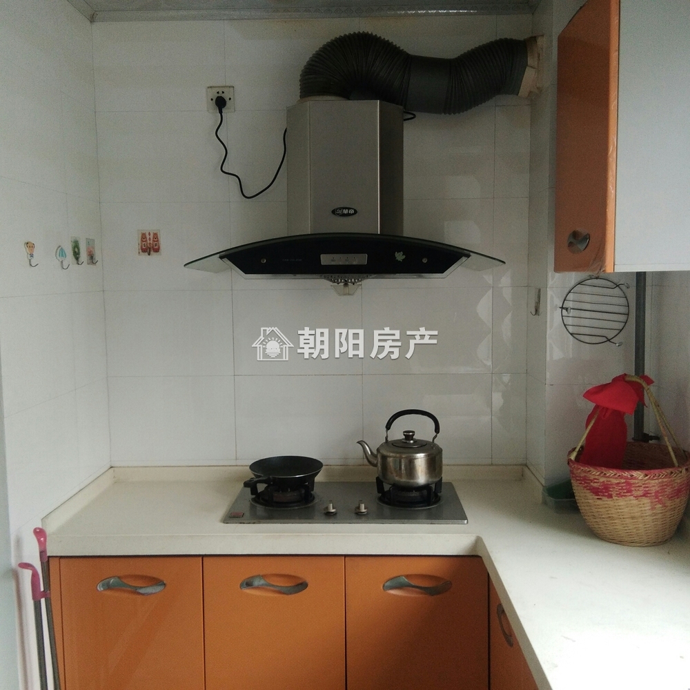 斯瑞明珠城 118平 南向三室二厅 满两年 精装随时看房
