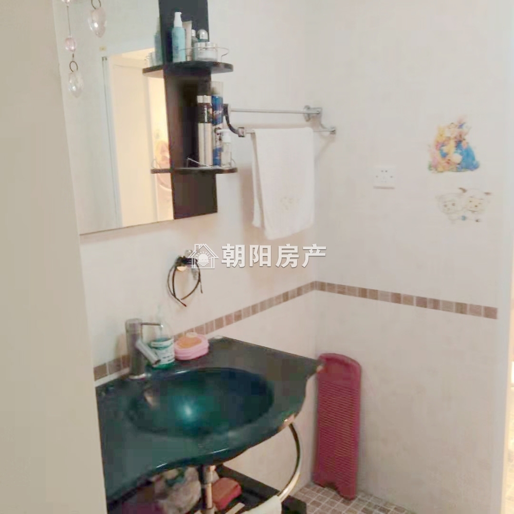 斯瑞明珠城 118平 南向三室二厅 满两年 精装随时看房