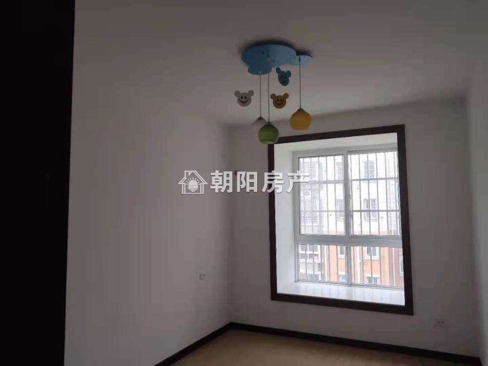 淮望小区三期 112平 南向三室二厅 精装修 单价2232元/平
