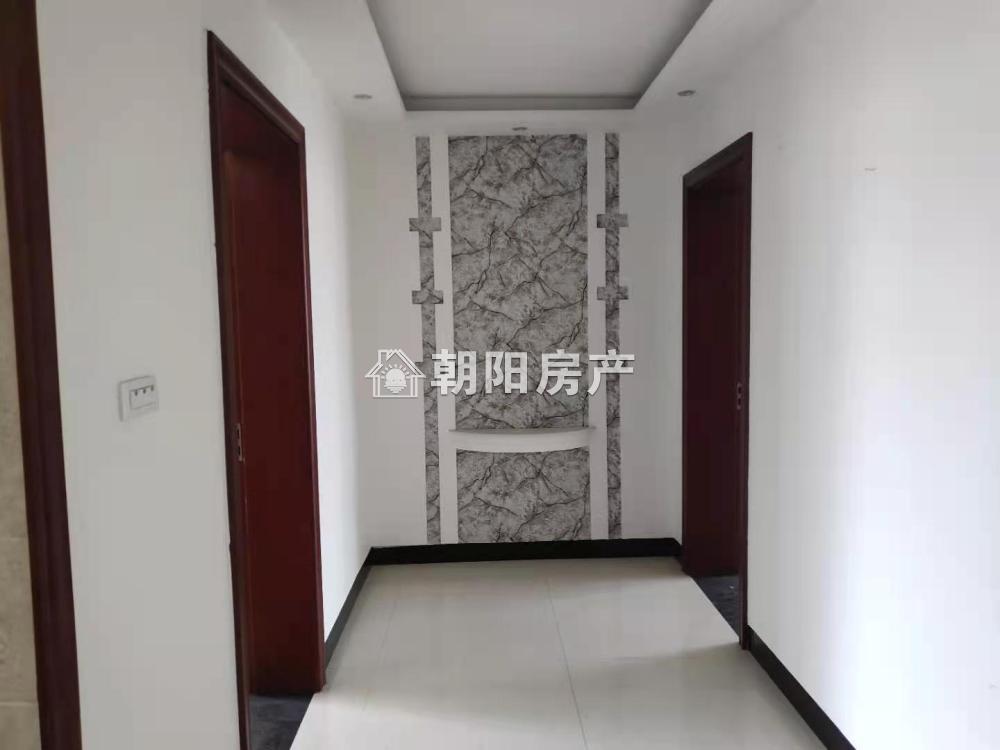 淮望小区三期 112平 南向三室二厅 精装修 单价2232元/平