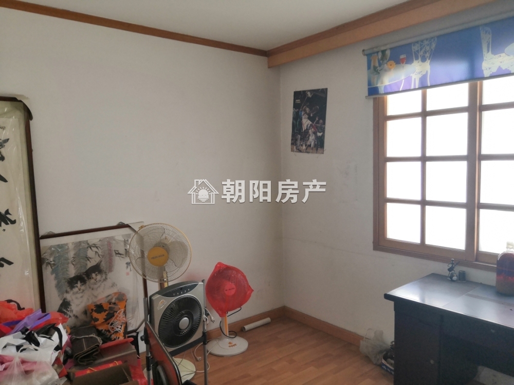 沁园小区 127平 南向三居采光好 单价6456元/平 随时看房