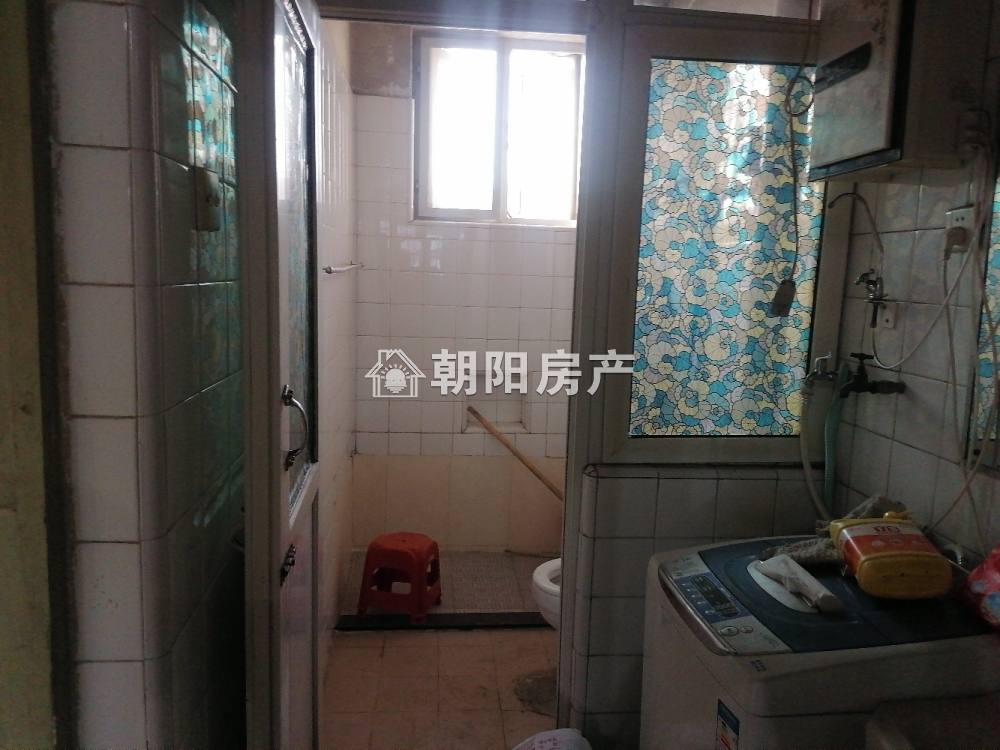 淮化新村 69平 南向两室一厅 简装 交通便利 学区房