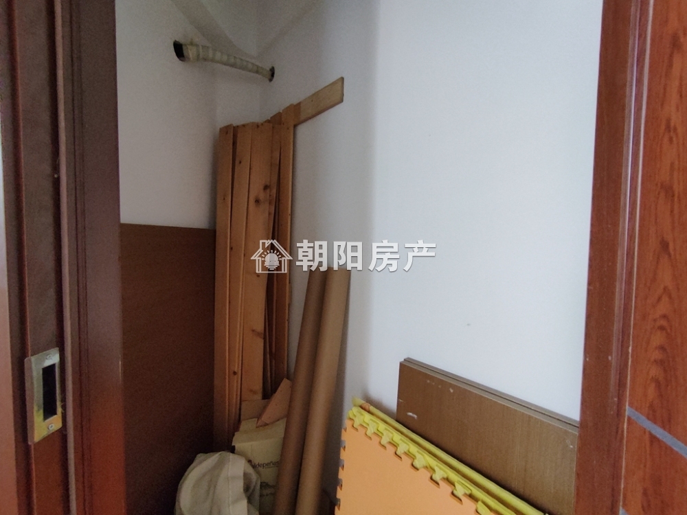 中央国际广场 88平 南向两室 免税学区房 单价3261元/平