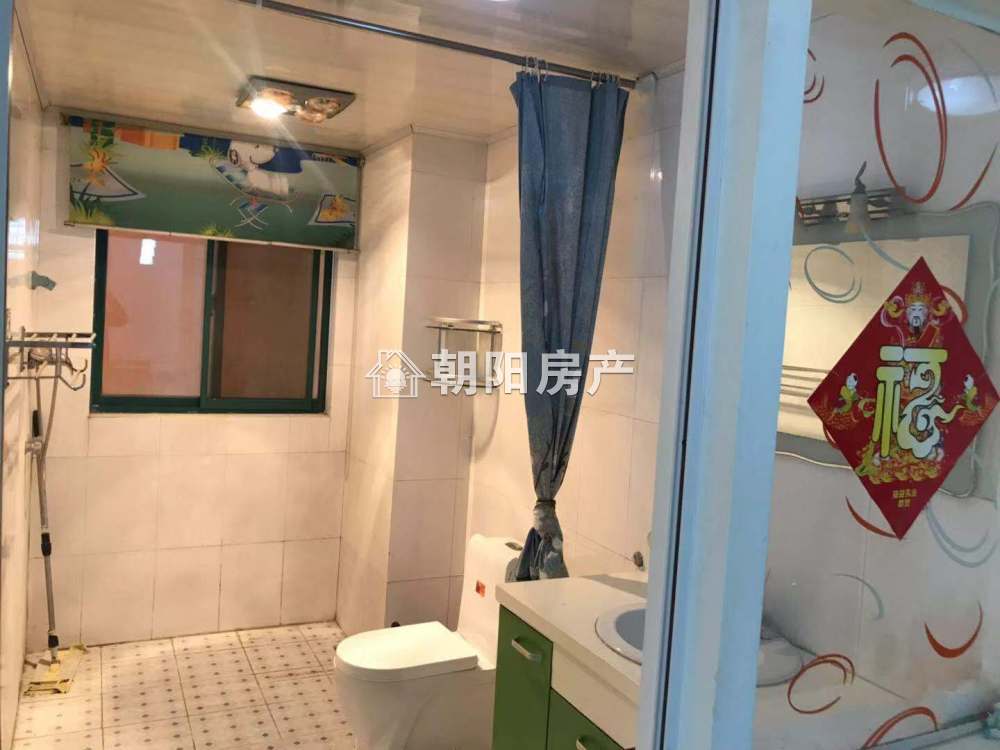阳光365 101平 南向两室精装 满两年 交通便利