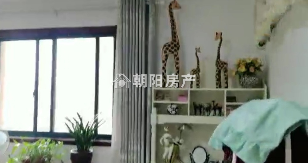阳光365 101平 南向两室精装 满两年 交通便利