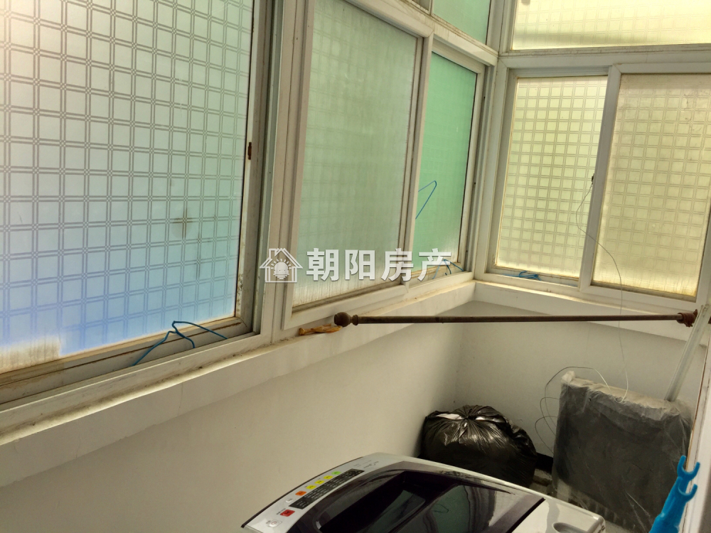 桂苑东区 51平 东向两室 满两年 学区房配套齐