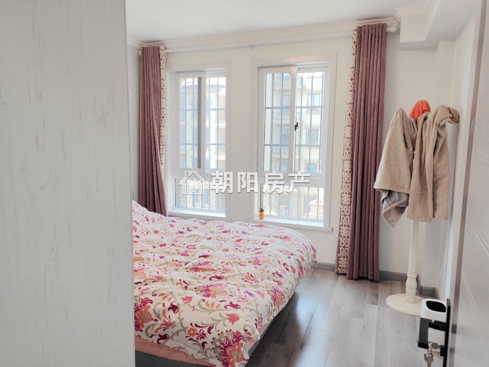 顺发泽润园二期 77平 朝南两居 满两年 交通便利