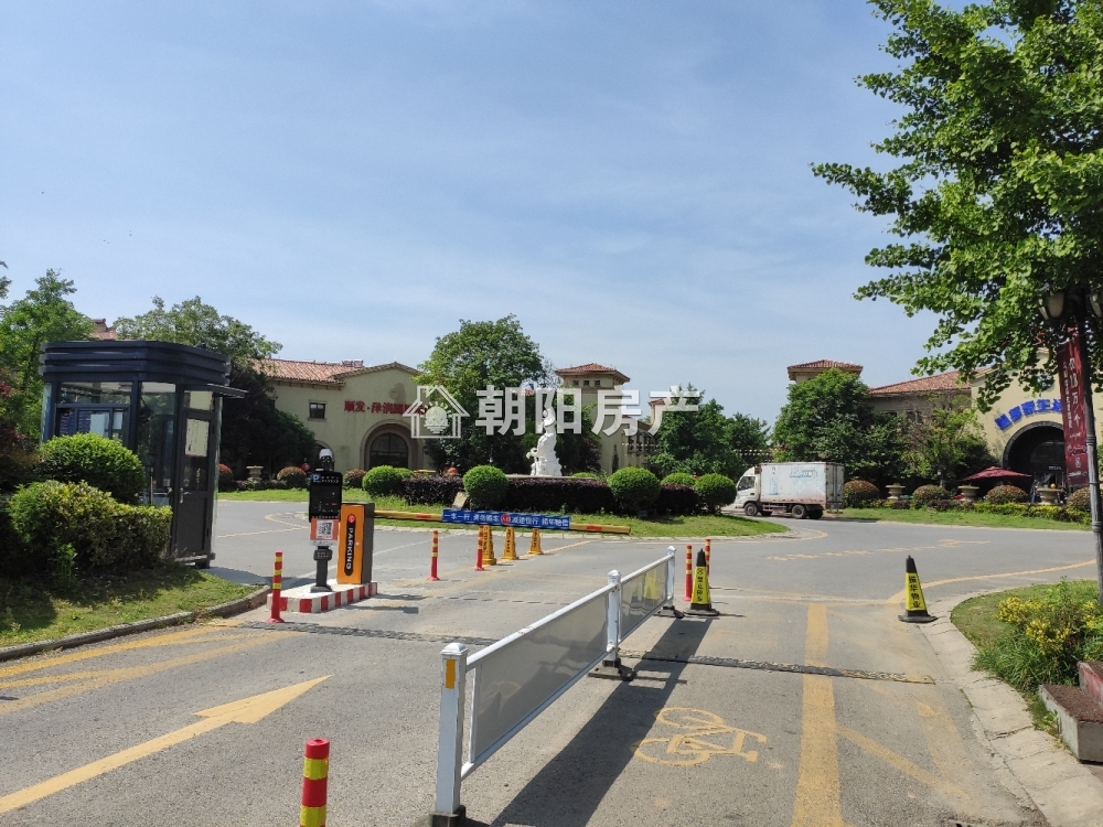 顺发泽润园二期 77平 朝南两居 满两年 交通便利