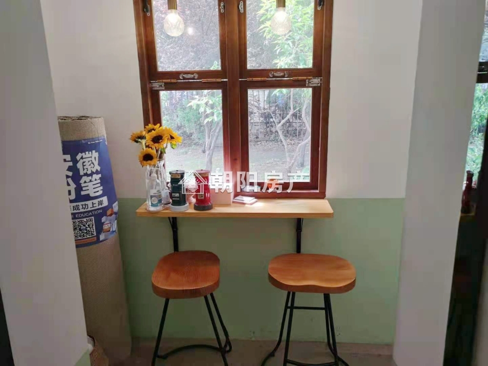 上东锦城 174平 精装六室朝南 学区房 交通便利
