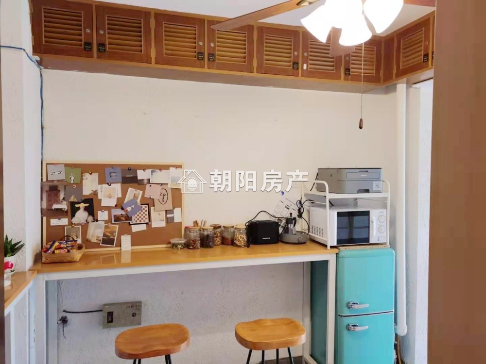 上东锦城 174平 精装六室朝南 学区房 交通便利