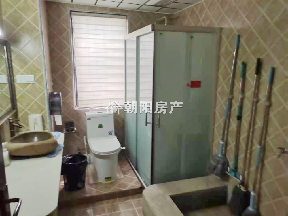 上东锦城 174平 精装六室朝南 学区房 交通便利