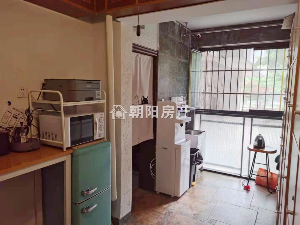 上东锦城 174平 精装六室朝南 学区房 交通便利