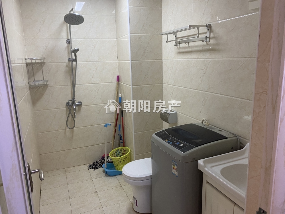 汇金广场公寓出租精装修拎包入住