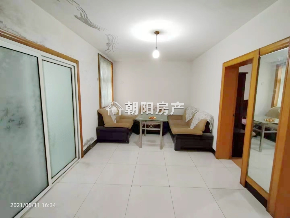 福乐街 74平 东向两室 满两年 交通便利