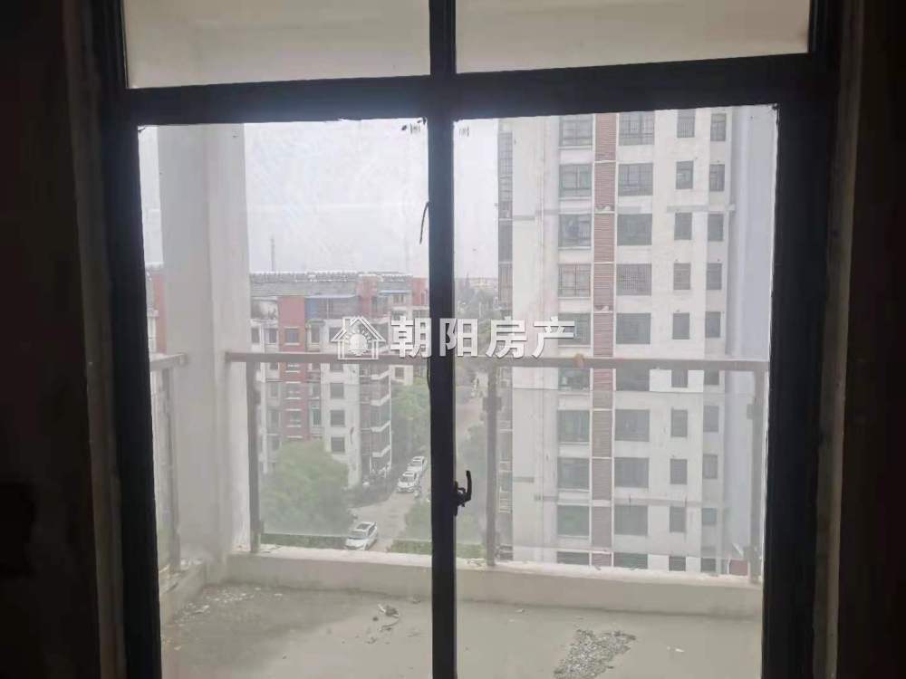 机西小区 86平 南向三室一卫 学区房 交通便利