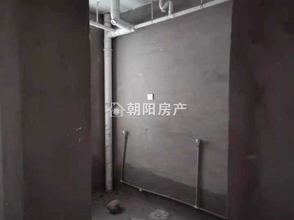 机西小区 86平 南向三室一卫 学区房 交通便利