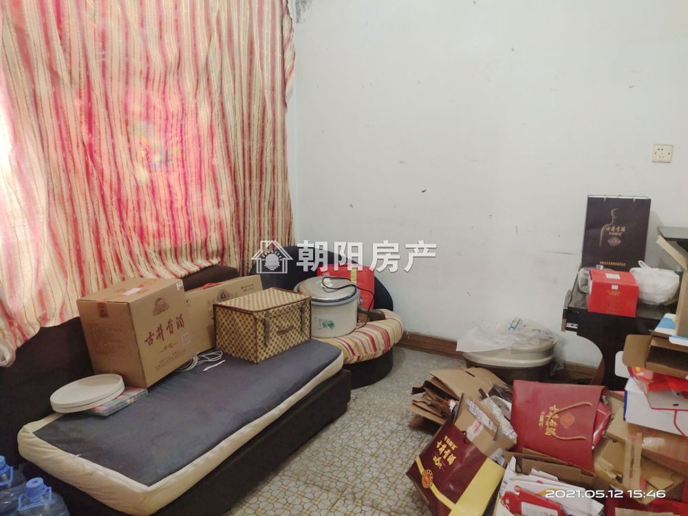 龙湖小区 89平 南向三室 学区房 满两年 交通便利