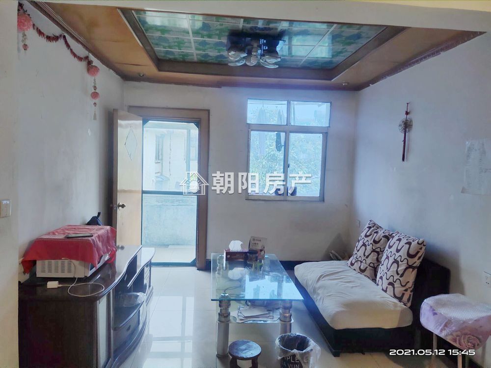 龙湖小区 89平 南向三室 学区房 满两年 交通便利