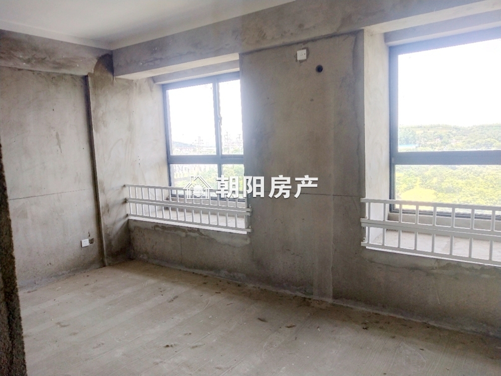 志高壹代城 92平 南向两室两厅 满两年 随时看房