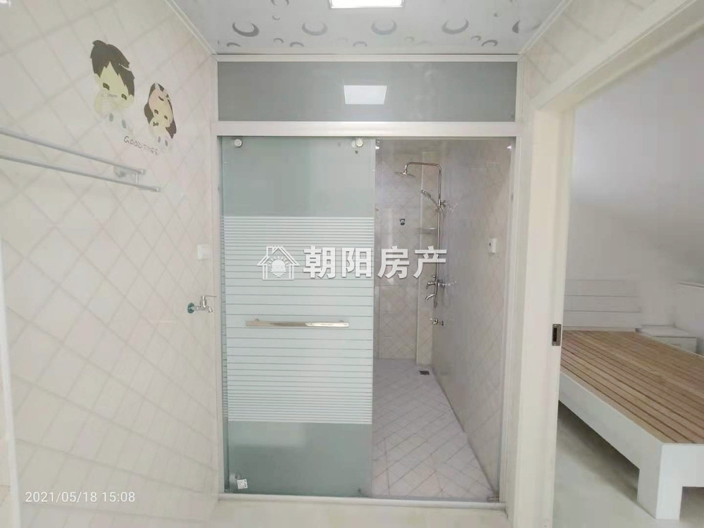 信谊四季城 4室2厅 二十六中学区 送家具家电