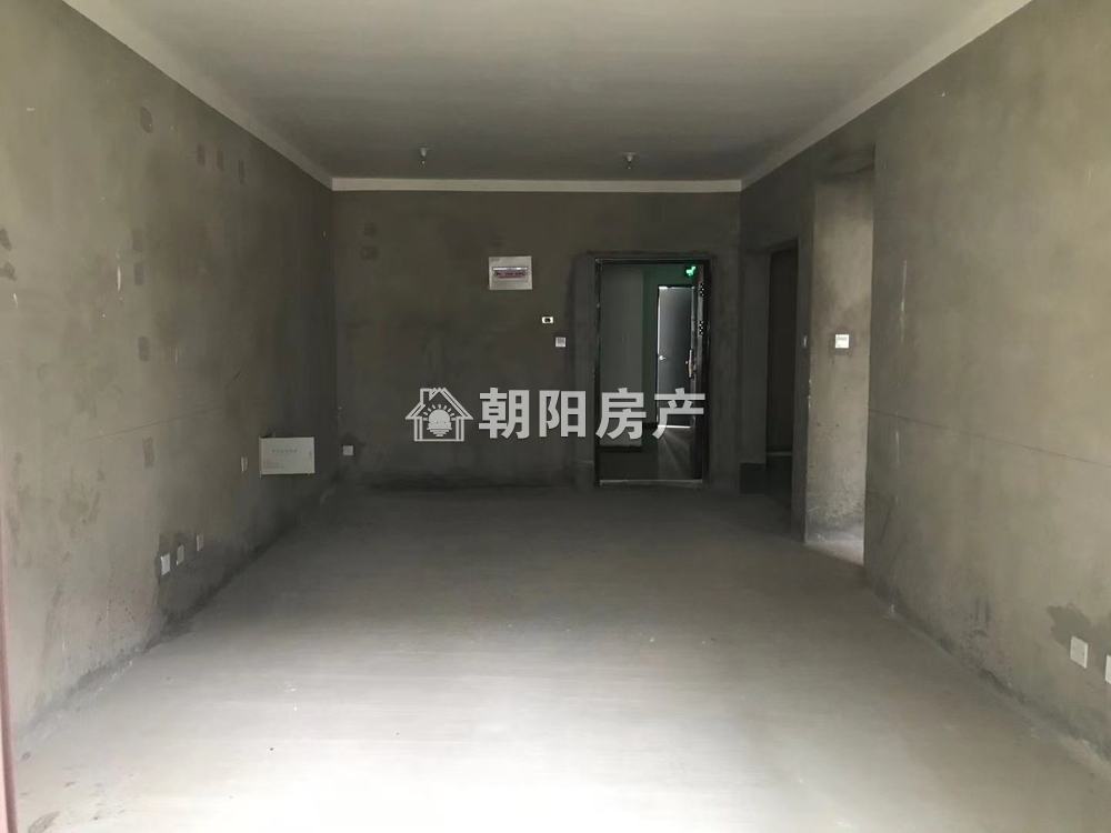 艺山南 106平 南向三室二厅 单价4716元 学区房 随时看房