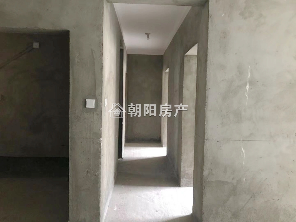 艺山南 106平 南向三室二厅 单价4716元 学区房 随时看房