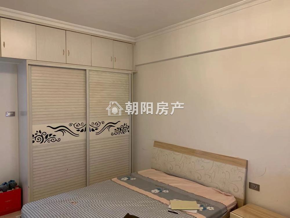 海沃世贸 48平 精装一室一厅 学区房满两年配套齐全