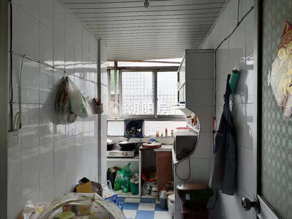 公安大院 61平 南向两居 学区房 3269元/平