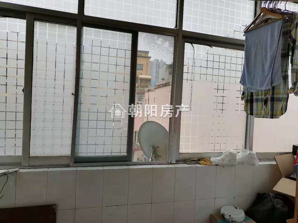 公安大院 61平 南向两居 学区房 3269元/平