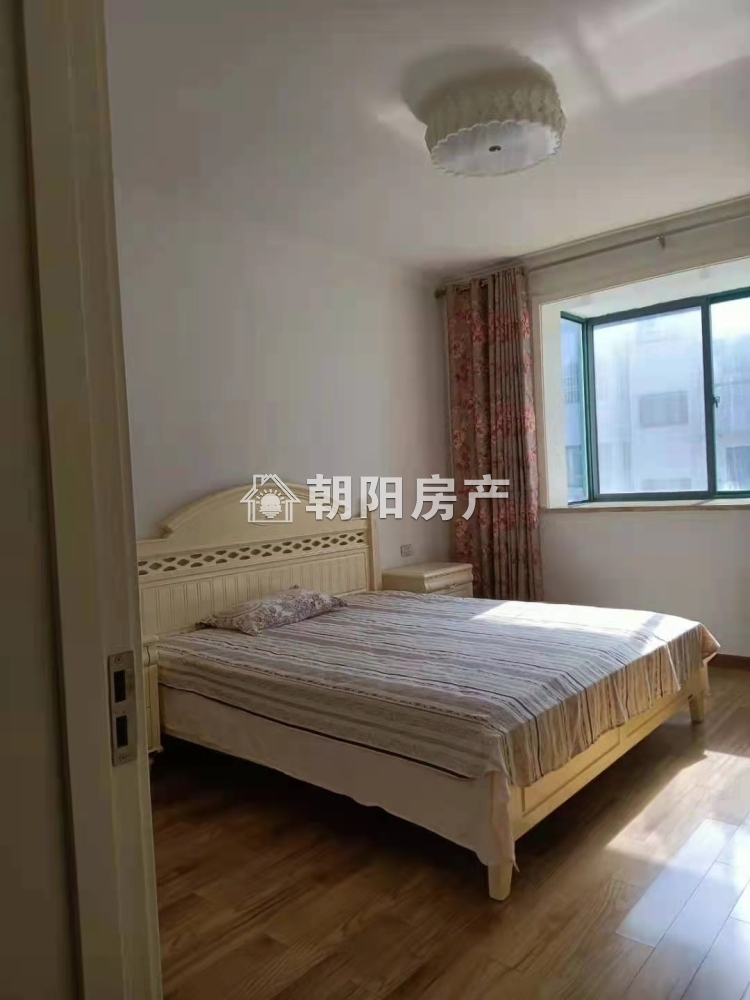 晶源商城 110平 南向精装三室 交通便利 学区房