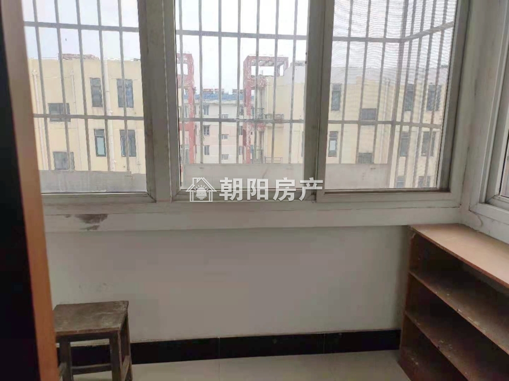 河畔新村 99平 南向三居 采光好 学区房 2015元/平