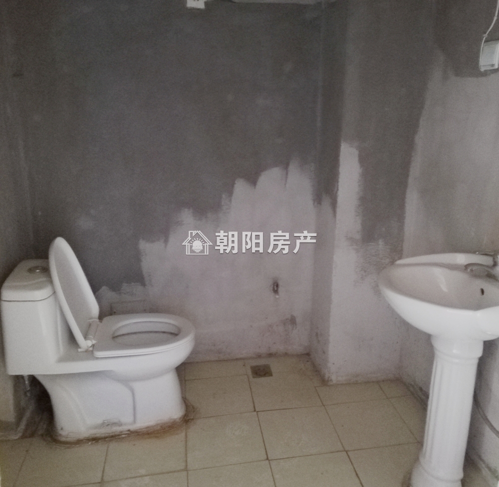广弘城 79平 南向两室毛坯 免税出租
