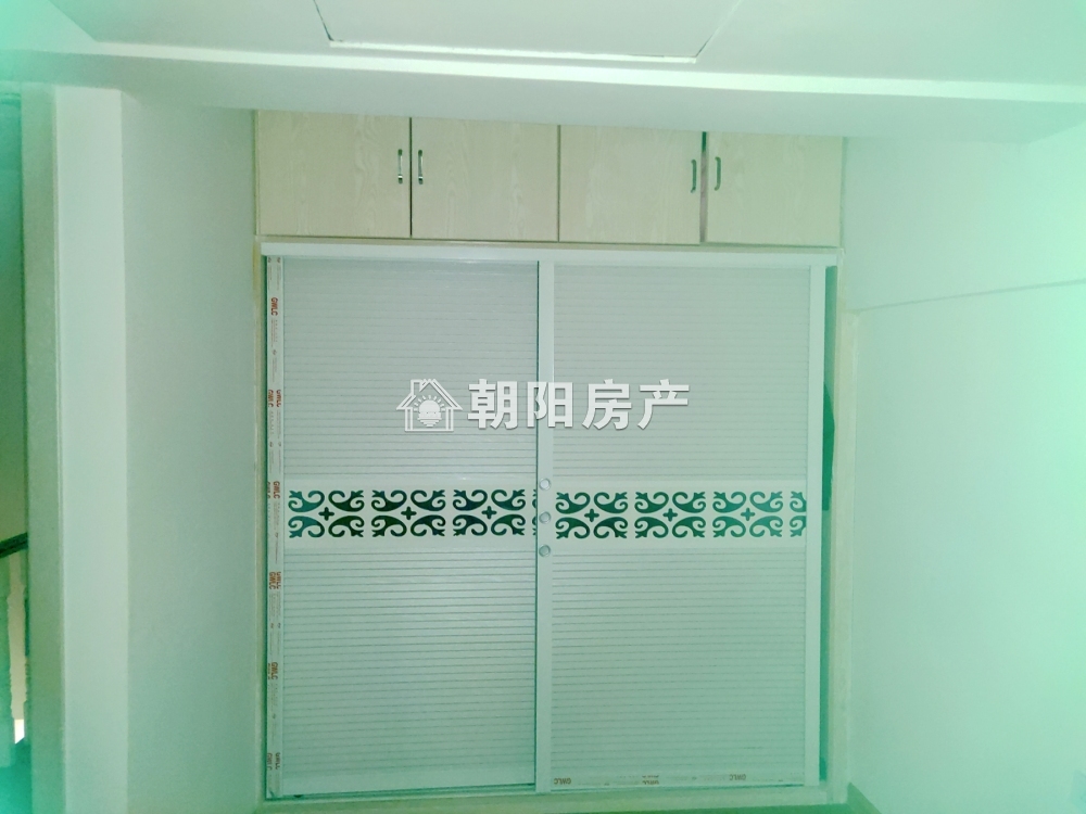 金地国际城A区 50平 精装两室 交通便利 随时看房