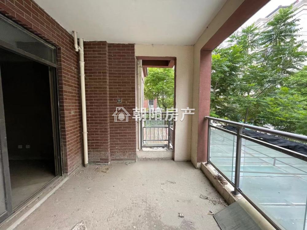 金地月伴湾一区 112平 南向三居 学区房 毛坯