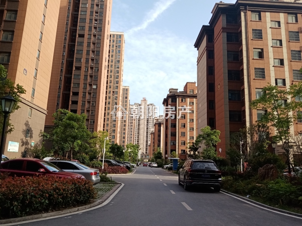 金大地悦府 105平 南向三室二厅 学区房 采光好