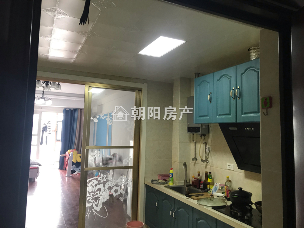 尚城公寓 67平 朝南精装一居 满两年 交通便利 学区房
